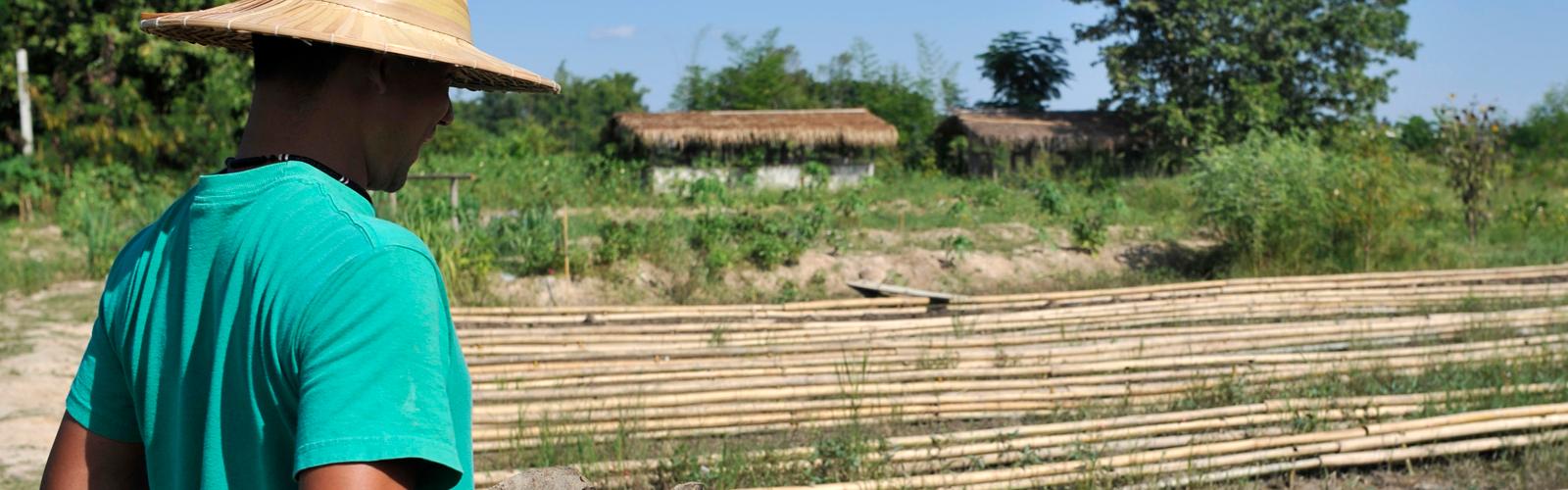 Building & Gardening at Home for Single Mothers